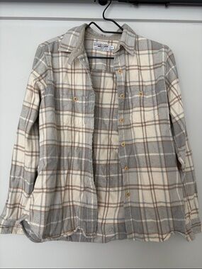 Women's Plaid Button-Down Shirt - Neutral Gray & Cream